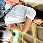 これはGJだわ！！幸薄顔の美少女JKを駅から電車の中までピッタリとマークしてパンチラ盗撮した撮り師渾身の作品！