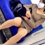 【動画】電車で居眠りしてる美人OLが隙まみれだったからパンチラ盗撮してきた。見てくれｗｗｗｗｗ