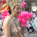 【動画あり】サンバイベント会場にとんでもないおっぱいのダンサーが登場、日本中で話題になってしまう