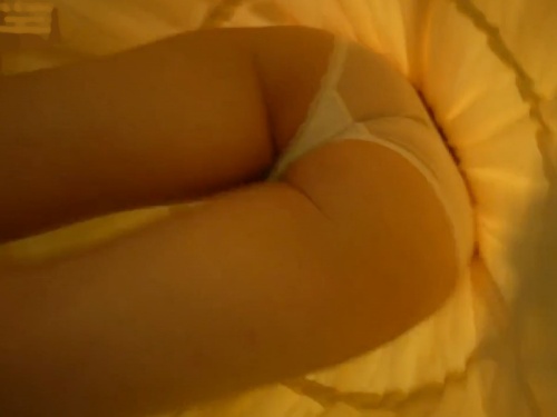 【盗撮動画】パンチラクリエイターがいかんなく実力を発揮するコスプレパンチラがとんでもない出来栄え