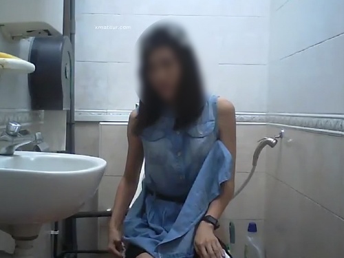 【盗撮動画】本当にあった！実店舗の女子トイレでの隠し撮り動画がネットに出回っている模様のトップ画像