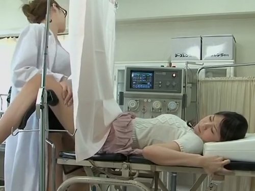 【盗撮動画】女医「好みの女性患者が来院すると正直興奮します」→ガチ痴漢診察を行ってしまう