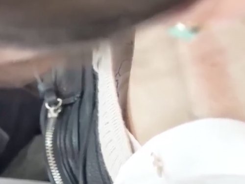 【盗撮動画】やめたくてもやめられない電車内胸チラ、ここらで動画公開して禊をしようと思う…