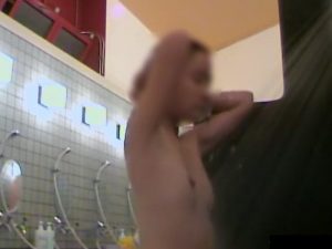 【盗撮動画】マニアにこよなく愛されるちっぱい美少女ちゃん、銭湯女風呂で女撮り師に激撮される